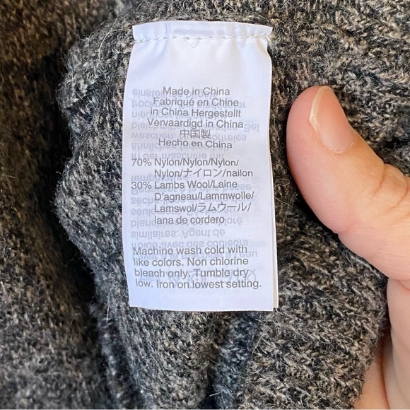 J Crew Lambs Wool Knit Sweater Gray Crewneck Sz Medium - Picture 7 of 8